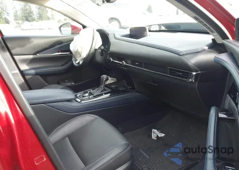 2020 Mazda Cx-30 Preferred Package z USA, uszkodzony, nr VIN 3MVDMBDLXLM132267